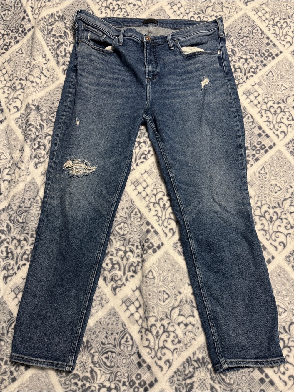 Silver Jeans Women's Straight Leg Distressed Blue Denim